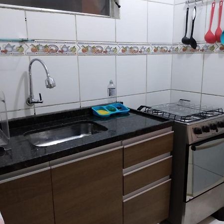 Appartement Studio Confortavel Com Ar Condicionado E Internet. à São Vicente Extérieur photo
