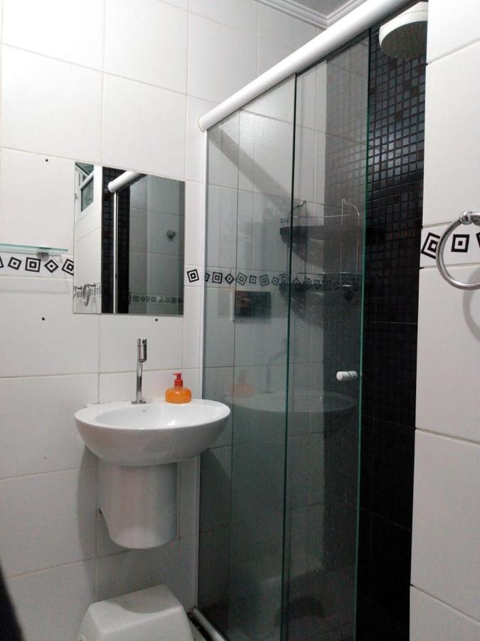 Appartement Studio Confortavel Com Ar Condicionado E Internet. à São Vicente Extérieur photo